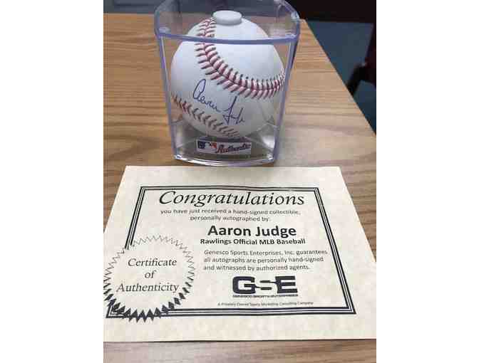 Autograpged Aaron Judge Baseball