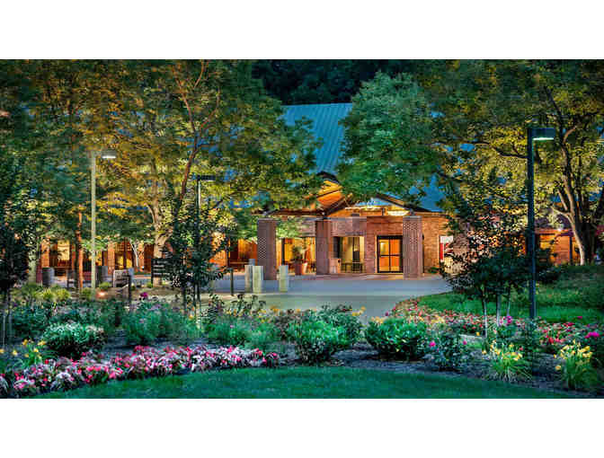 1 Night Weekend Stay at  Princeton Marriott Hotel at Forrestal with Breakfast for 2