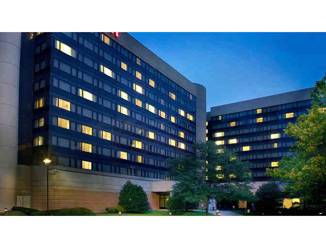 1 Night (Friday or Saturday Stay)  at Marriott - Newark Airport with Breakfast and Parking - Photo 1