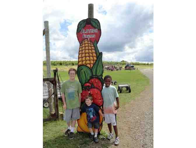 One Day Family Pass to Alstede Farms
