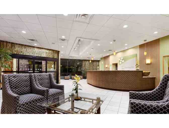 2 Night Stay at Holiday Inn Ocean City and $50 Gift Card to Ropewalk Restaurant - Photo 4