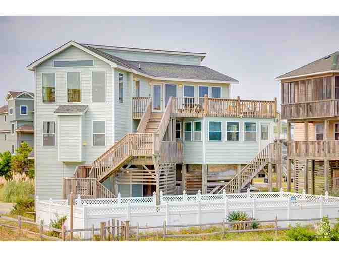 1 Week Stay 4 Bedroom Oceanfront House Waves, NC- (October, November or December 2026) - Photo 1