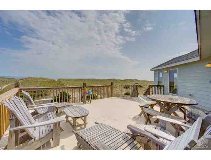 1 Week Stay 4 Bedroom Oceanfront House Waves, NC- (October, November or December 2026) - Photo 8