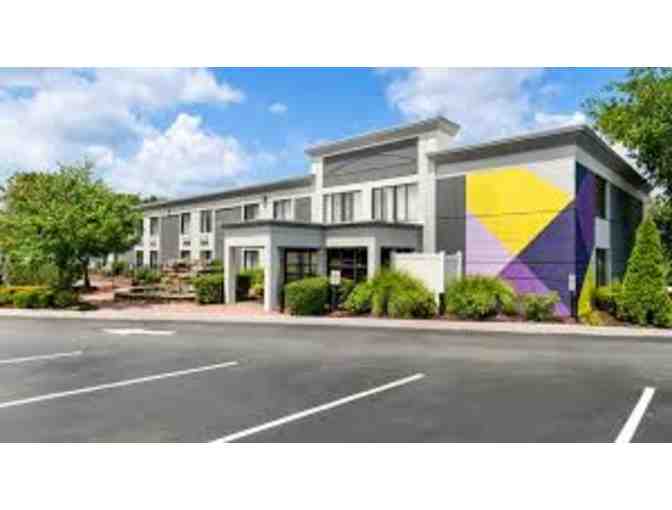 1 Night Stay at Spark by Hilton Hummelstown Hershey and 2 Hershey Park Tickets - Photo 1