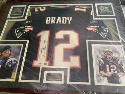 Tom Brady New England Patriots Autographed Display