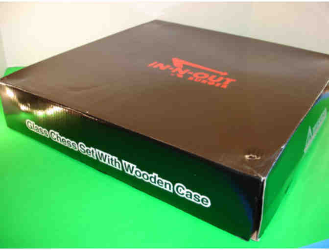 In N Out Burger - Chess Set