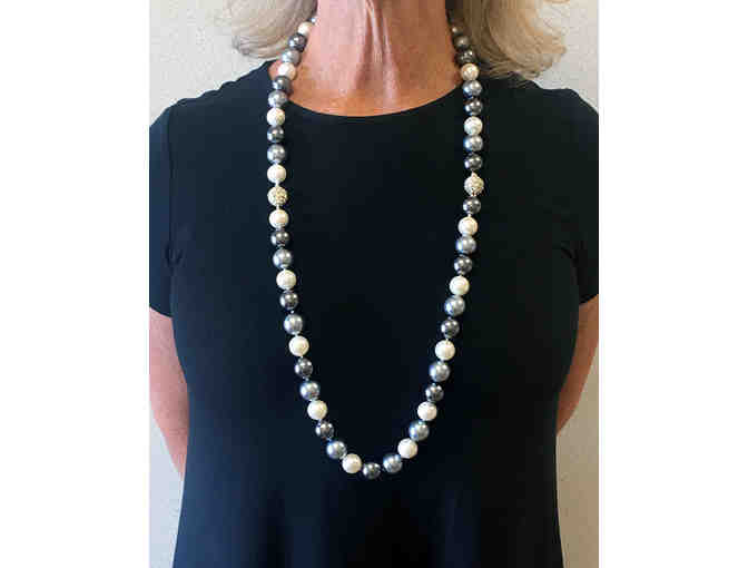Strand of Pearlized Beads with Magnetic Beads - Get 3 looks in 1 necklace!