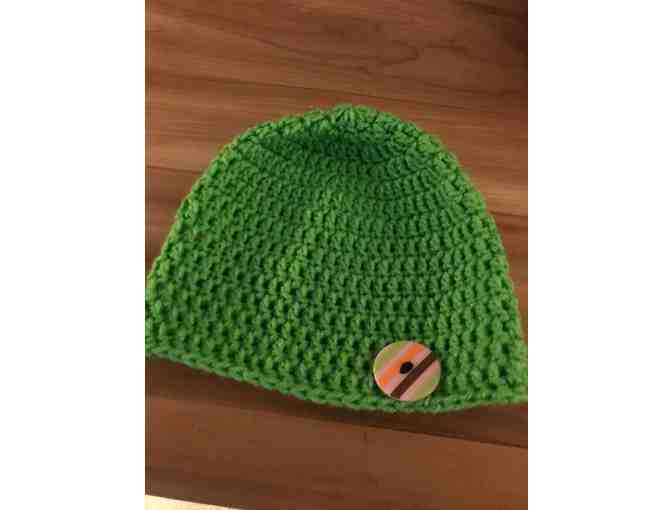 One Green Hand Crocheted Child's Hat *Made in Starksboro! - Photo 1