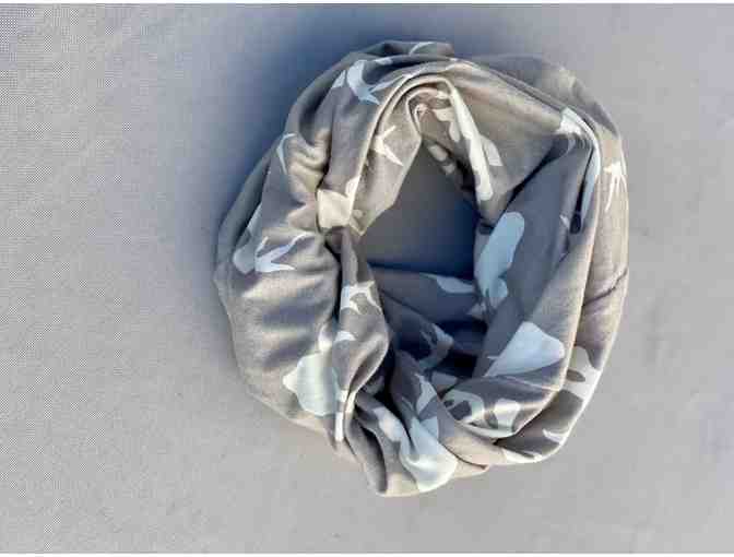 Cowl *Grey with white deer *Beautifully hand crafted in VT