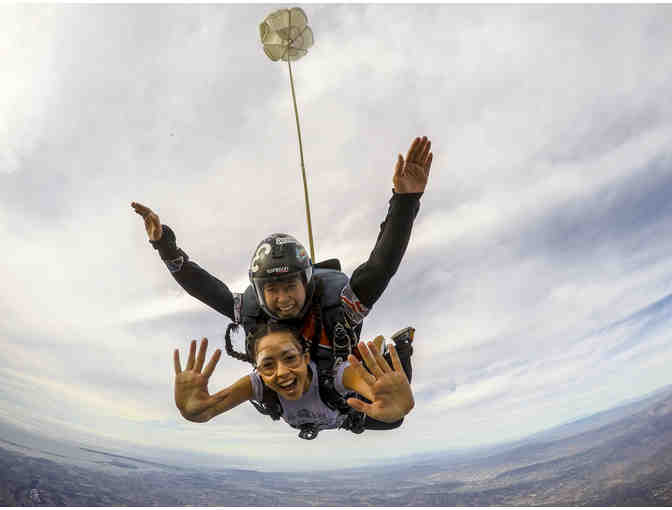 Tandem Skydiving Session - Photo 1
