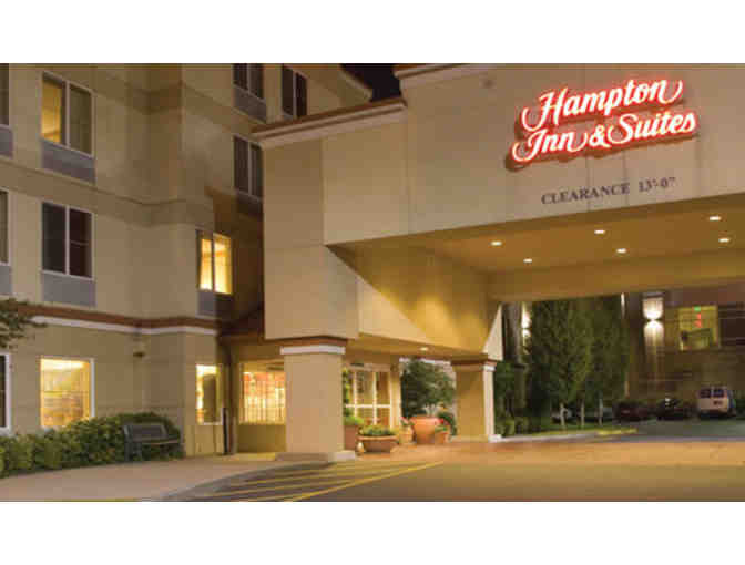 Hampton Inn & Suites Lynnwood - Just For Us!