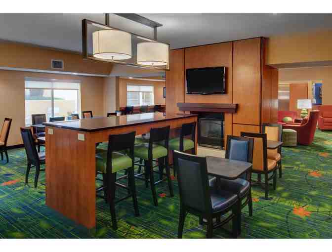 Fairfield Inn & Suites Seattle Bellevue/Redmond Woodinville Wine Package