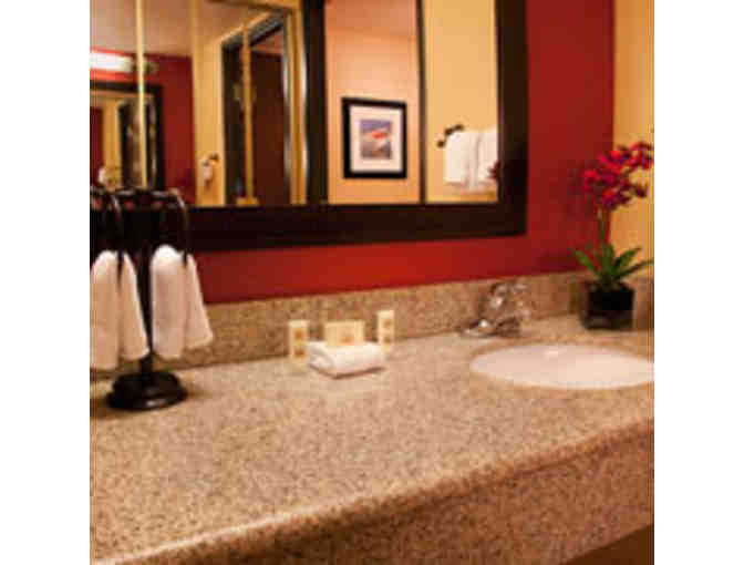 Courtyard by Marriott (Seattle Downtown / Lake Union) - MOHAI Museum Package