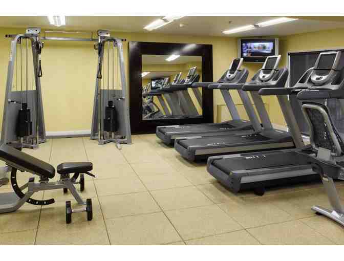 DoubleTree by Hilton Seattle Airport- Park N Jet Package #1