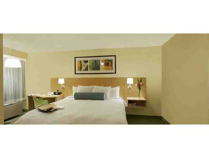 Hotel Nexus - Romantic Bliss Package