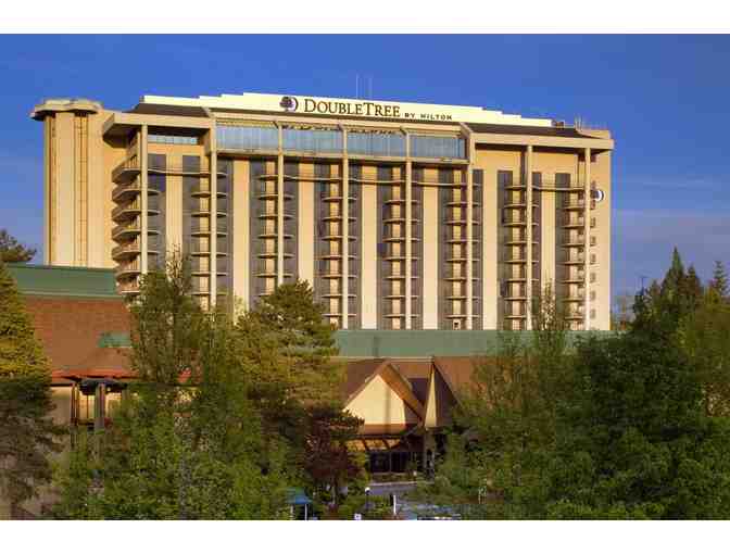 DoubleTree by Hilton Seattle Airport