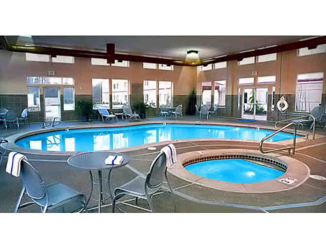 Hampton Inn & Suites Lynnwood - Just For Us!