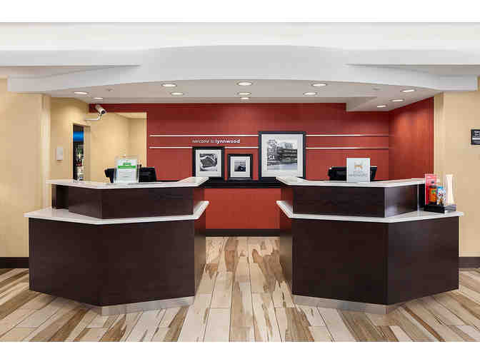 Hampton Inn & Suites Lynnwood - Just For Us!