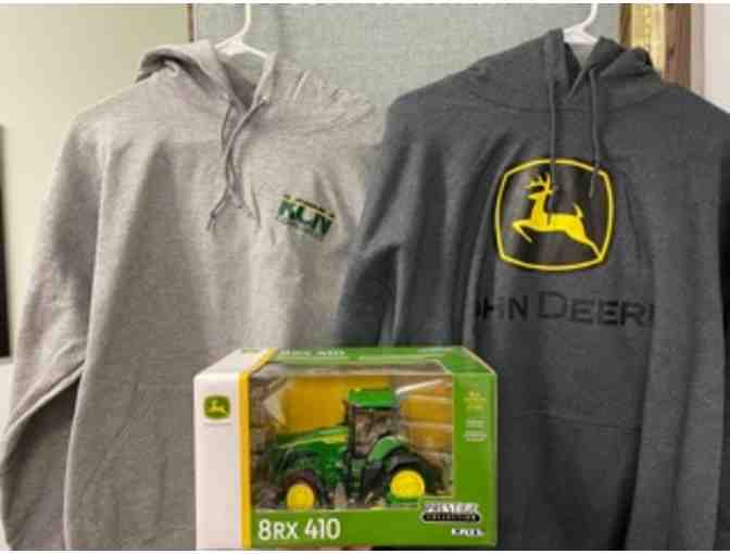 John Deere clothing &amp; collector tractor - Photo 1