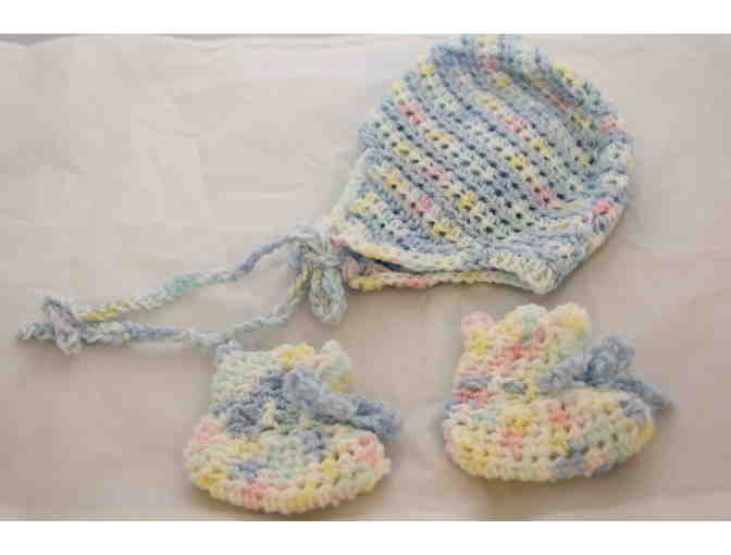 Crochet Baby Blanket, Cap and Booties