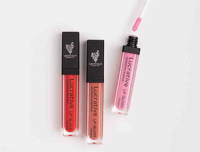 Younique Make-Up with 3-D Eyeliner (2 of 3)