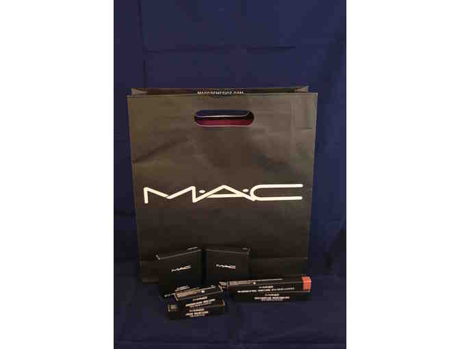 MAC Cosmetics Set