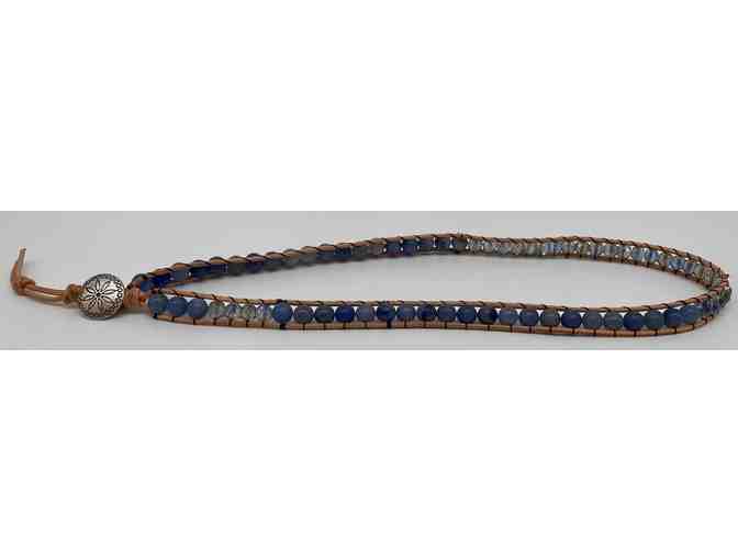 Beads Fur Rescue Sparkling Crystals on Natural Leather Bracelet