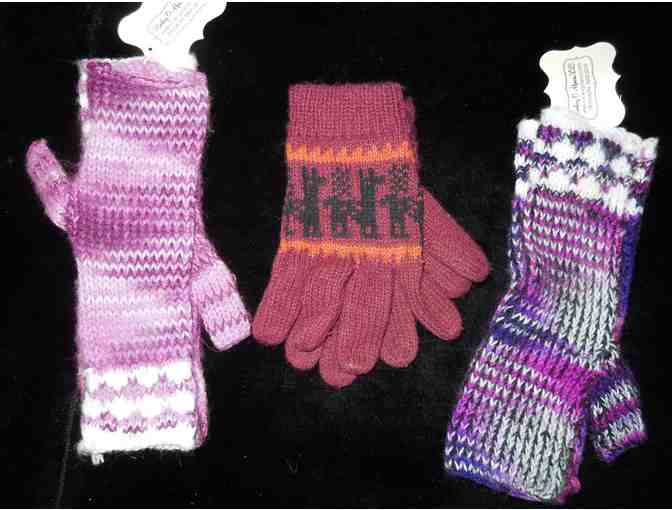 Rocking O Alpaca donated three pairs of Alpaca hand made gloves - Photo 1
