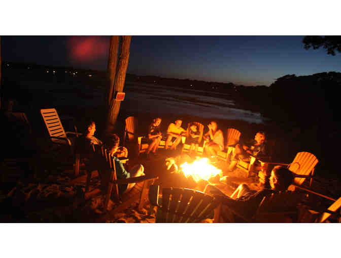 2 Night Stay in a Deluxe Queen Room