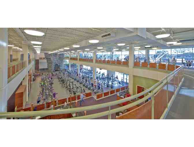 One Month Free Membership to SFA Student Recreation Center