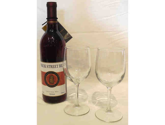 Naca Valley Vineyard Wine Gift Basket