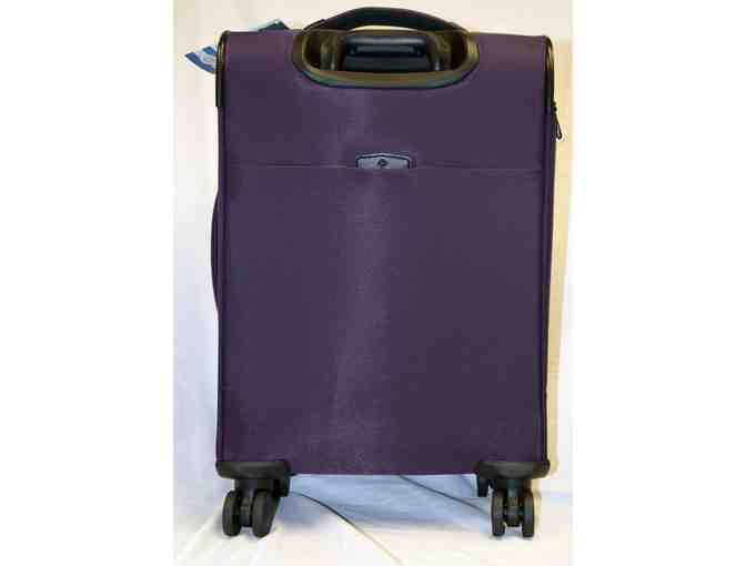 Samsonite Leverage LTE 20' spinner suitcase