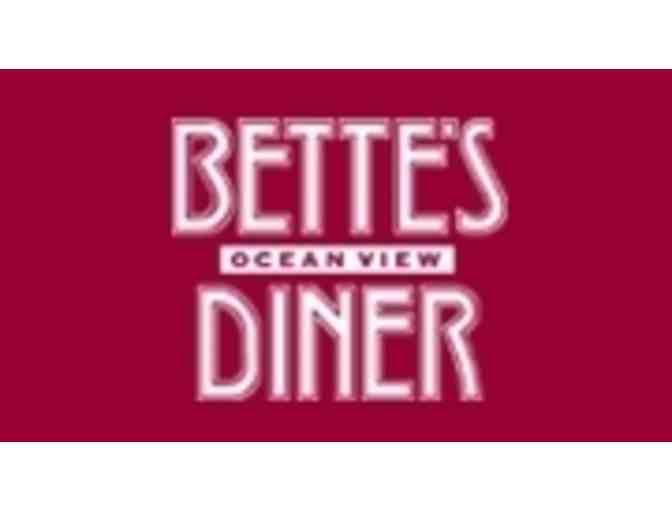 Bette's Ocean View Diner - Photo 1