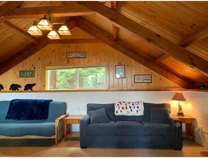 Tahoe Vista Bears Den - A Delightful Cabin in the Woods