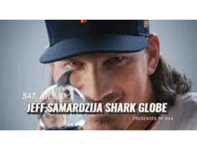 SAN FRANCISCO GIANTS Jeff Samardzija ' Shark Snow Globe ' sga (2017)
