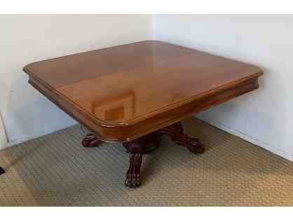 19th Century English Dining Table with Leaves