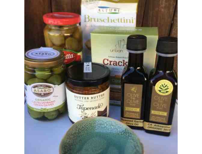 Gourmet basket of artisan olive oils, vinegar, and more!