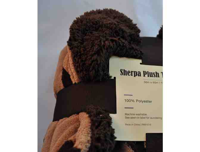 Brown Plush Sherpa Throw