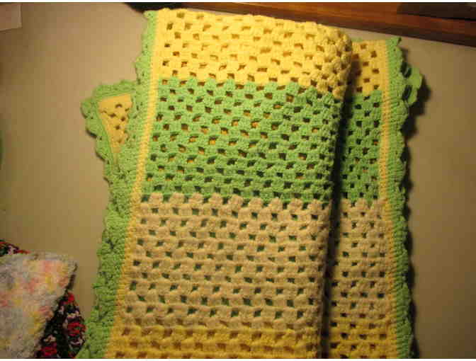 Crocheted Afghan #B (Green/Brown/Yellow)