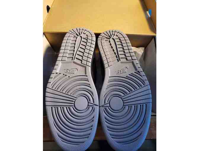 Air Jordan Retro 1 Phat 20 New in Box Footwear