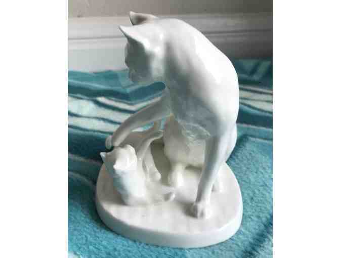 Vintage 1976 Noritake Cat & Kitten Figurine