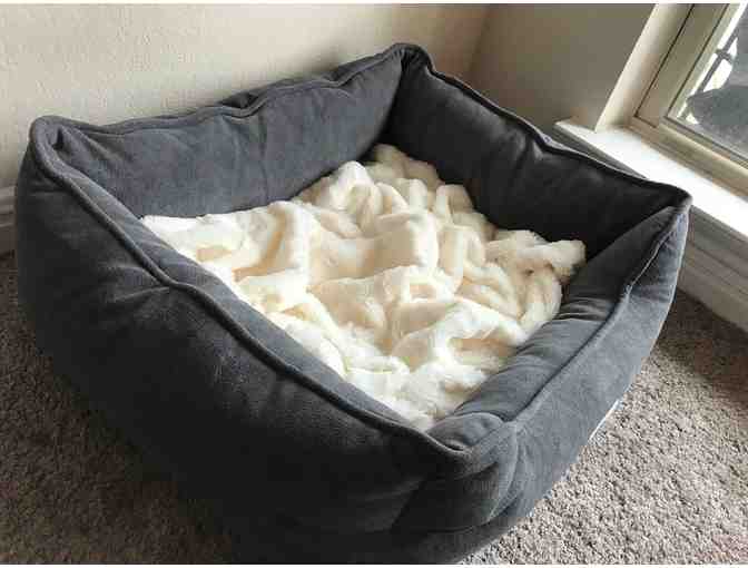 PetFusion Calming Cuddler Dog/Cat Bed