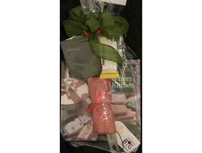 Gifts from the Kitchen Gift Basket