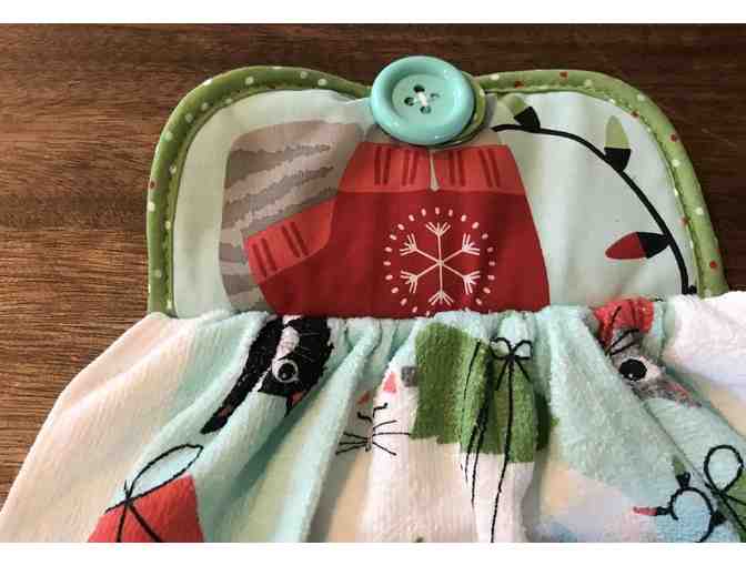Decorative Kitchen Towels - Pot Holder Top; Christmas Cats