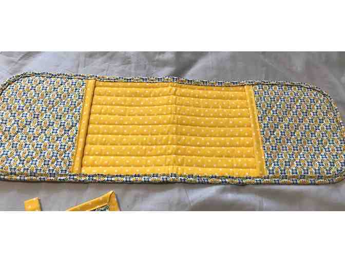 9 Piece Kitchen Set - Blue with Yellow Daisies