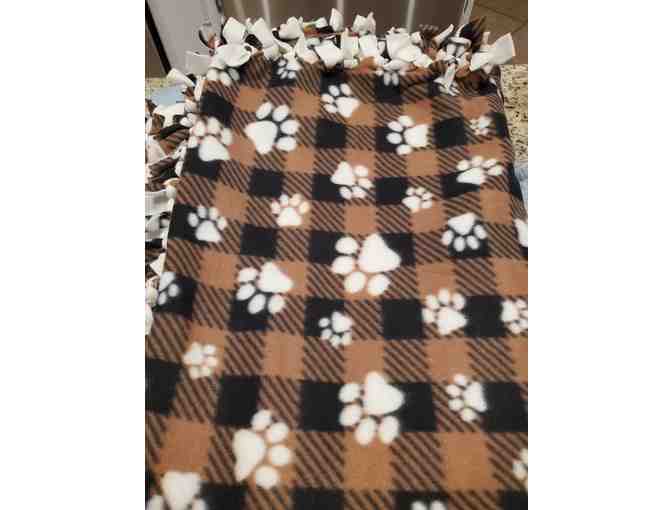 Fleece Blanket- Black/Brown with White Paws - Photo 1