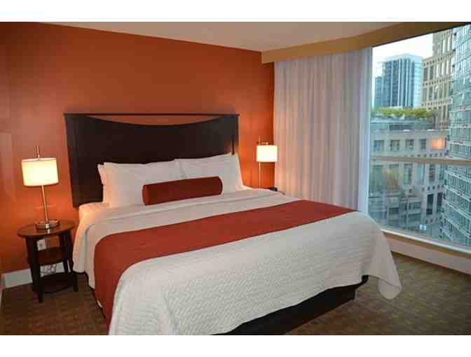 Enjoy 5-Nights at The Rosedale on Robson in Vancouver B.C.