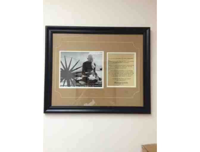 'Satyagrah' Framed photo and quotes of Gandhi