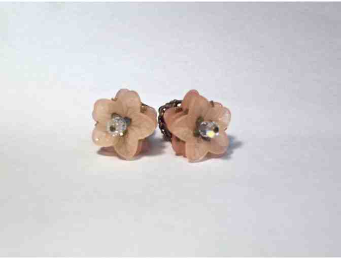Earrings in bloom