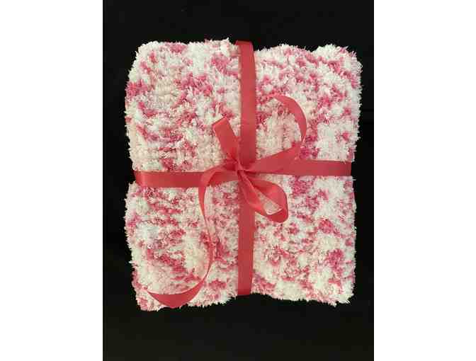 Pink and White Baby Blanket Measures 28" x 38" - Photo 1
